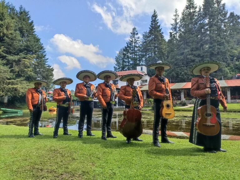 Mariachi Cuajimalpa en el campo